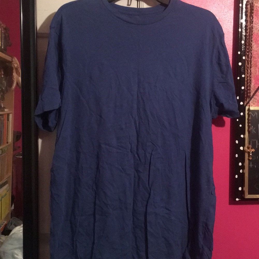 Blue tshirt